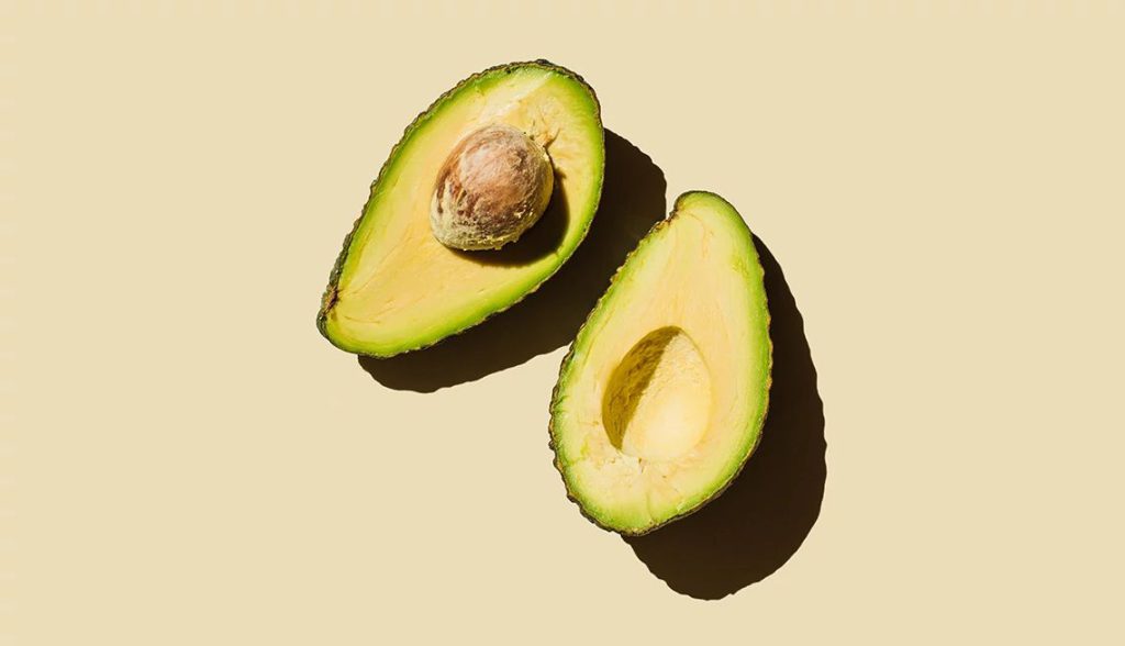 آیا خوردن میوه باعث چاقی می‌شود؟
